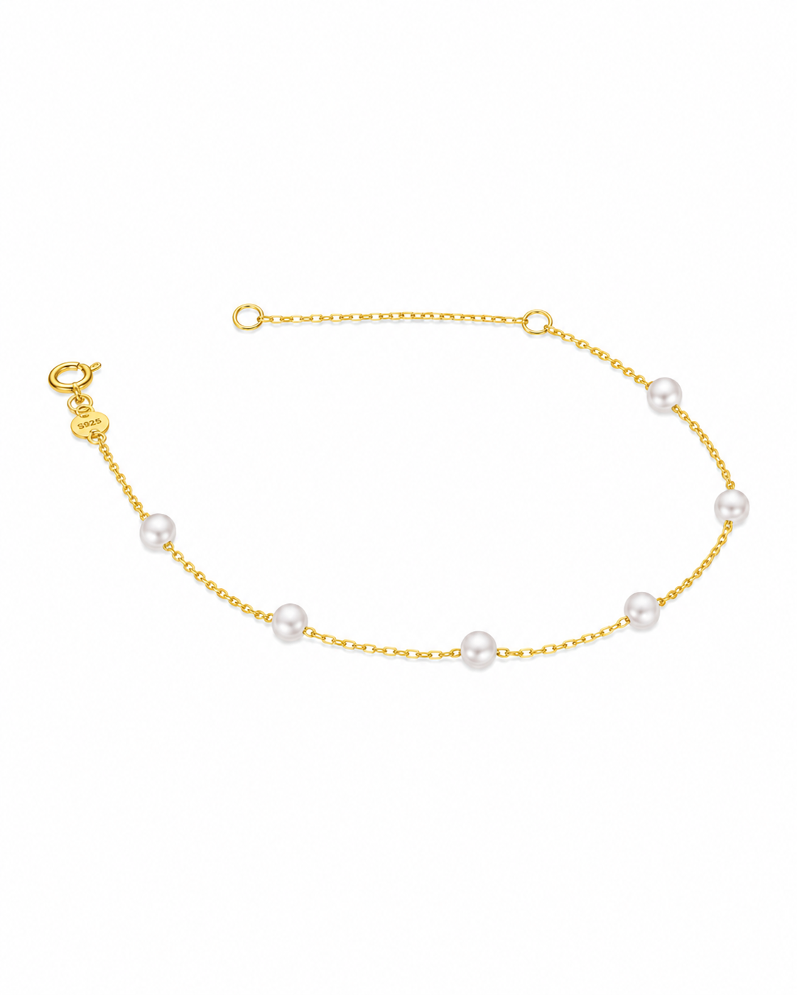 Gouden armband Adria met parels – productfoto op een lichte achtergrond