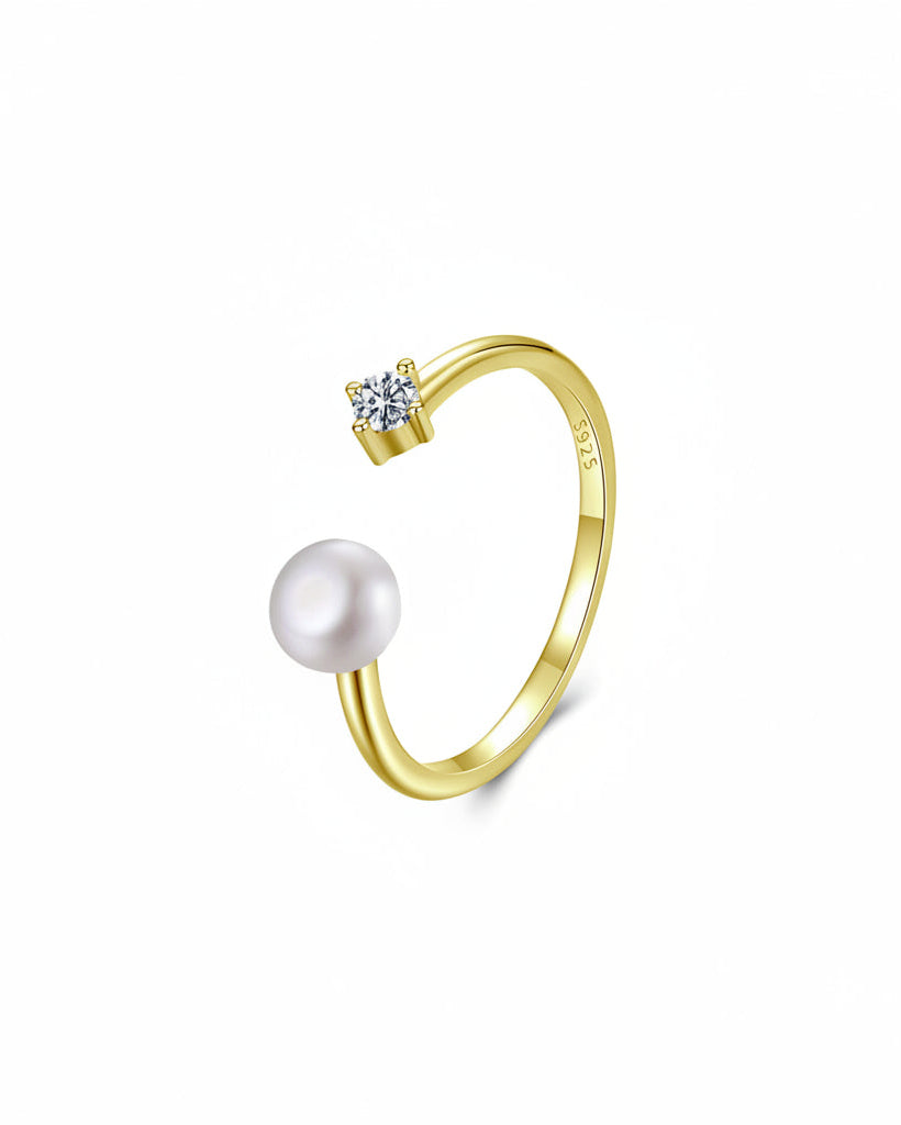 Gouden ring Solene met een parel en zirkonia – productfoto