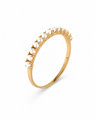 Gouden ring Aline met een rij kleine parels – productfoto