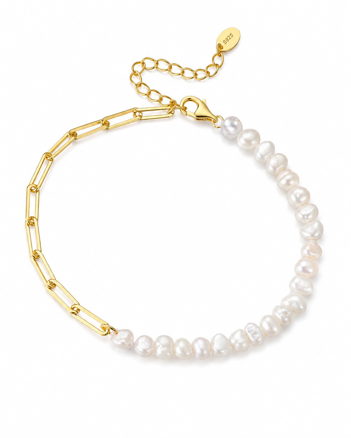 Zilveren armband Aurelia met natuurlijke parels en een paperclipketting – productfoto